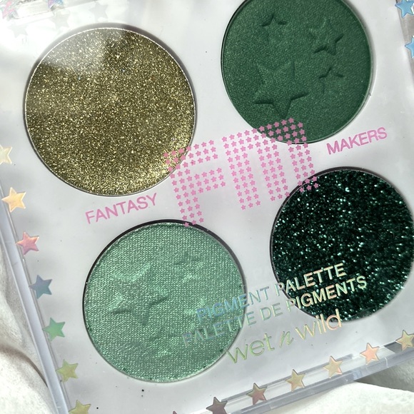 Wet n wild STAR LUX EARTHDAY SUIT SHADOW QUAD FANTASY MAKERS MOSH PIT PALETTE - Picture 6 of 9